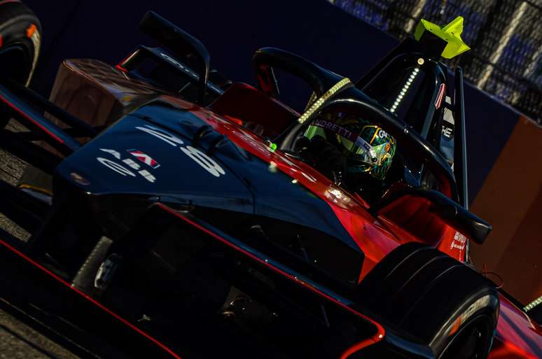 Drugovich fica entre o top 10 do primeiro treino